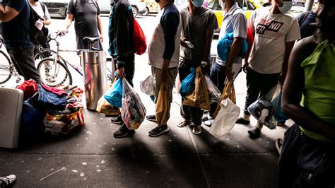 Asylum Seekers arrive in Colonie from NYC